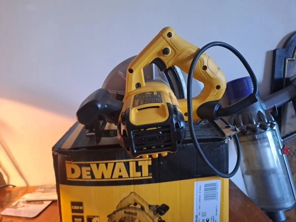 De Vault Circular Saw - Image 3