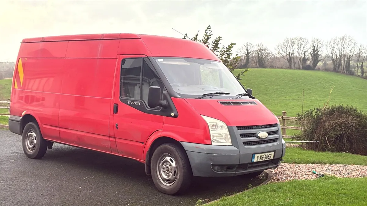 2011 transit lwb - Image 1