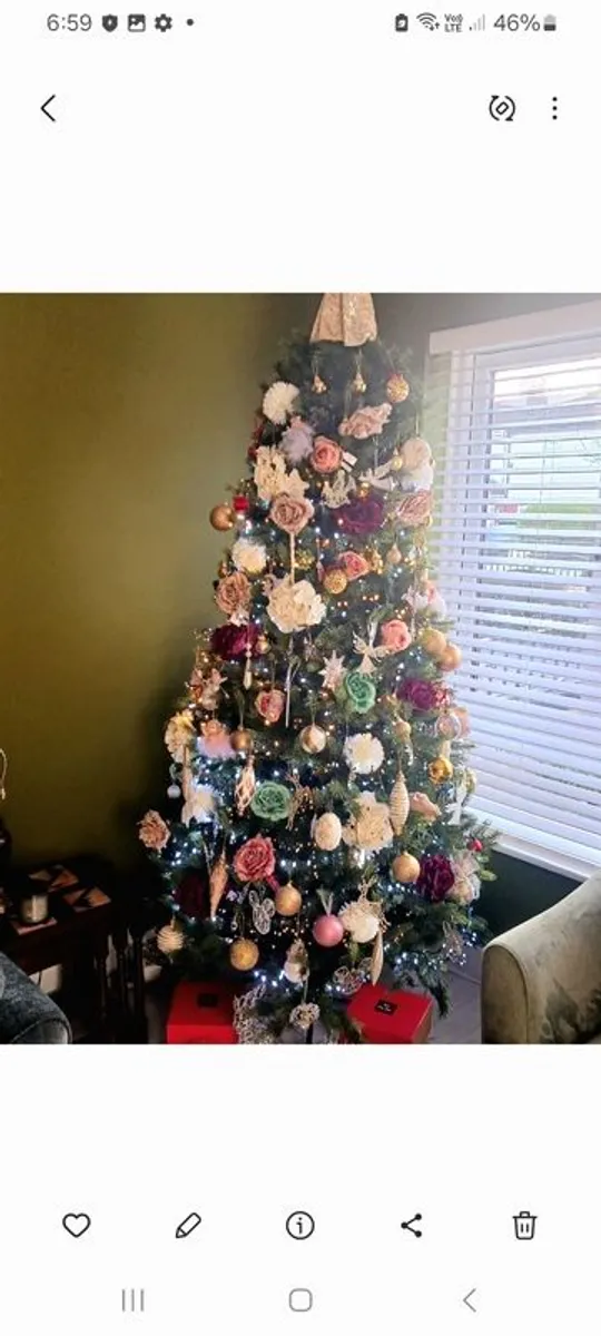 Malahide garden centre 7ft slim Kensington Chrstmas Tree - Image 2