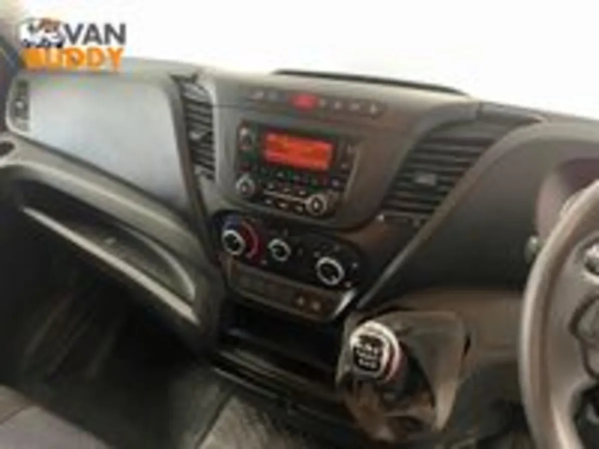 Iveco Daily D HPI 14V 35C 3450 2.3 4dr Tipper - Image 2