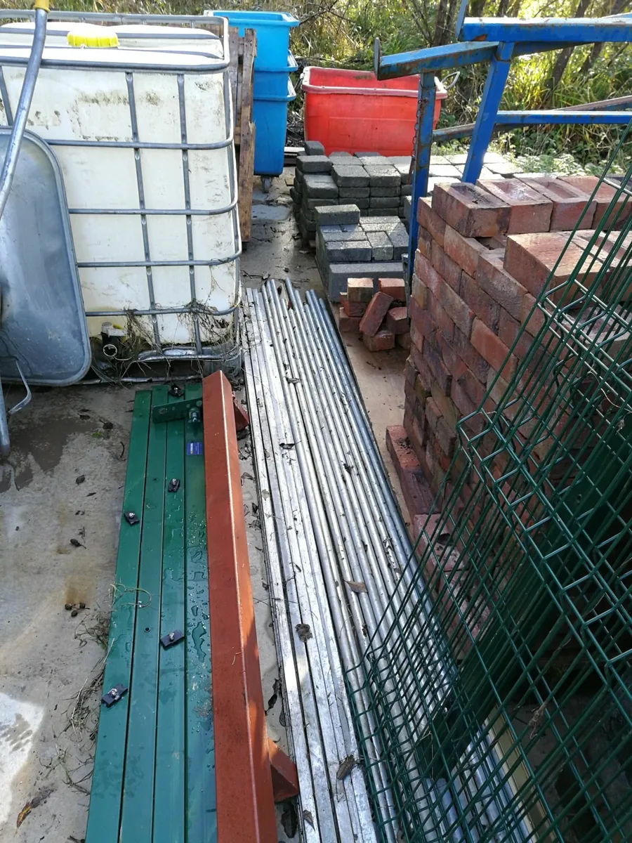 Estate Fencing - Image 3