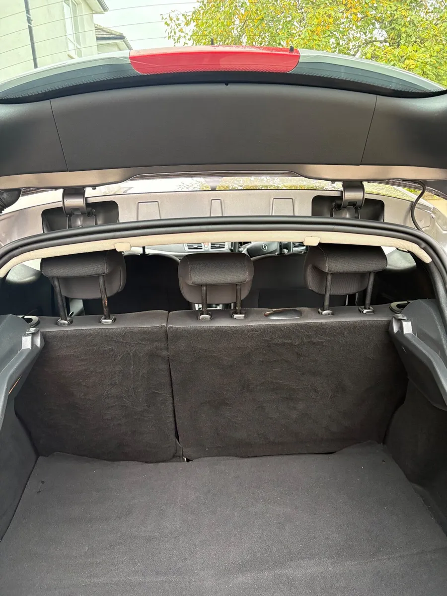 Renault Megane 2010 - Image 3