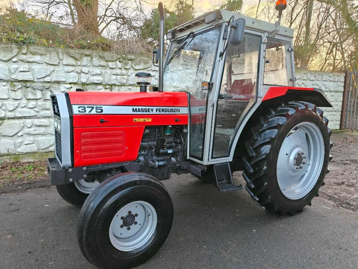 Massey Ferguson - Image 1