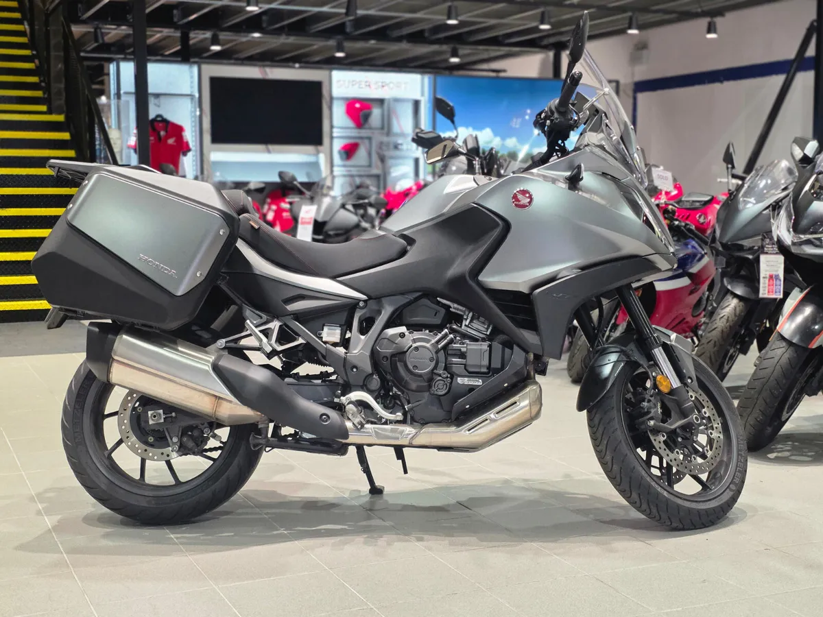 Honda NT1100 DCT - Image 2