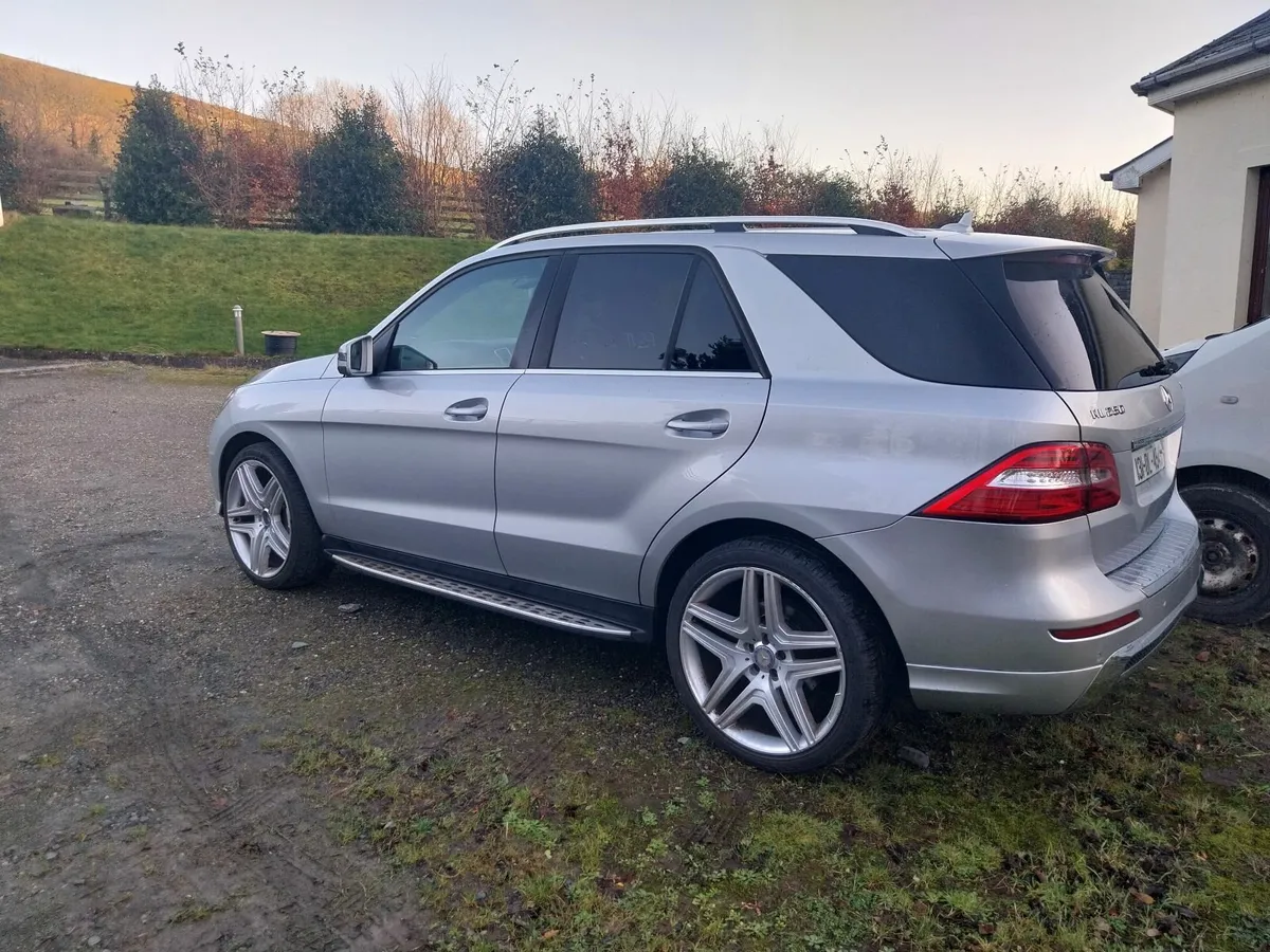 Mercedes-Benz M-Class 2013 - Image 1