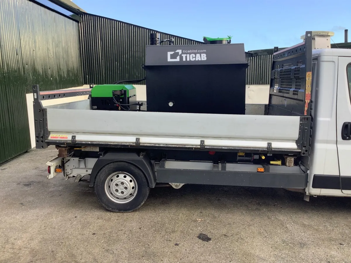 Tar sprayer - Image 4