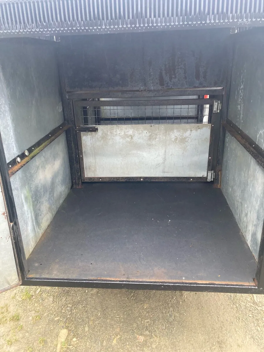 Trailer for hounds hounds terrier compartments - Image 2