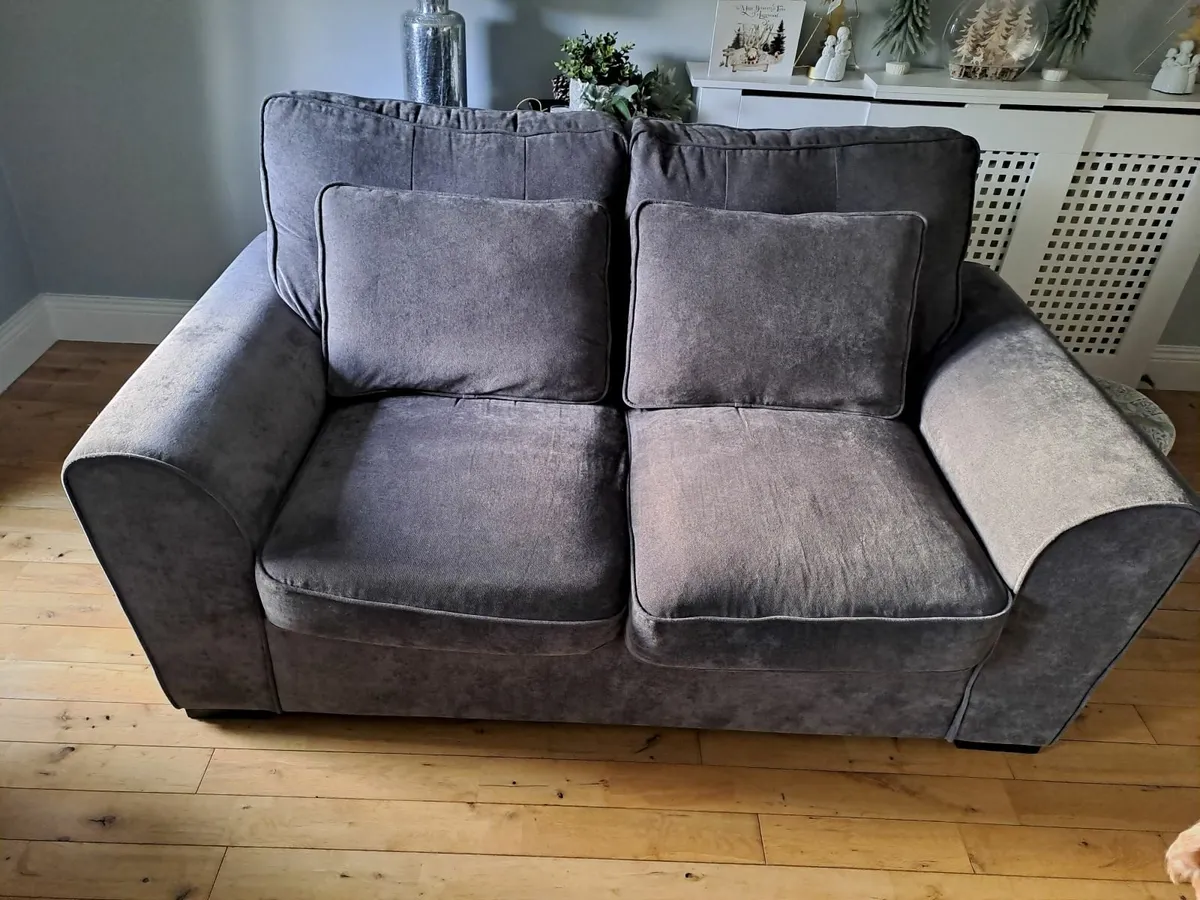 Couch - Image 1