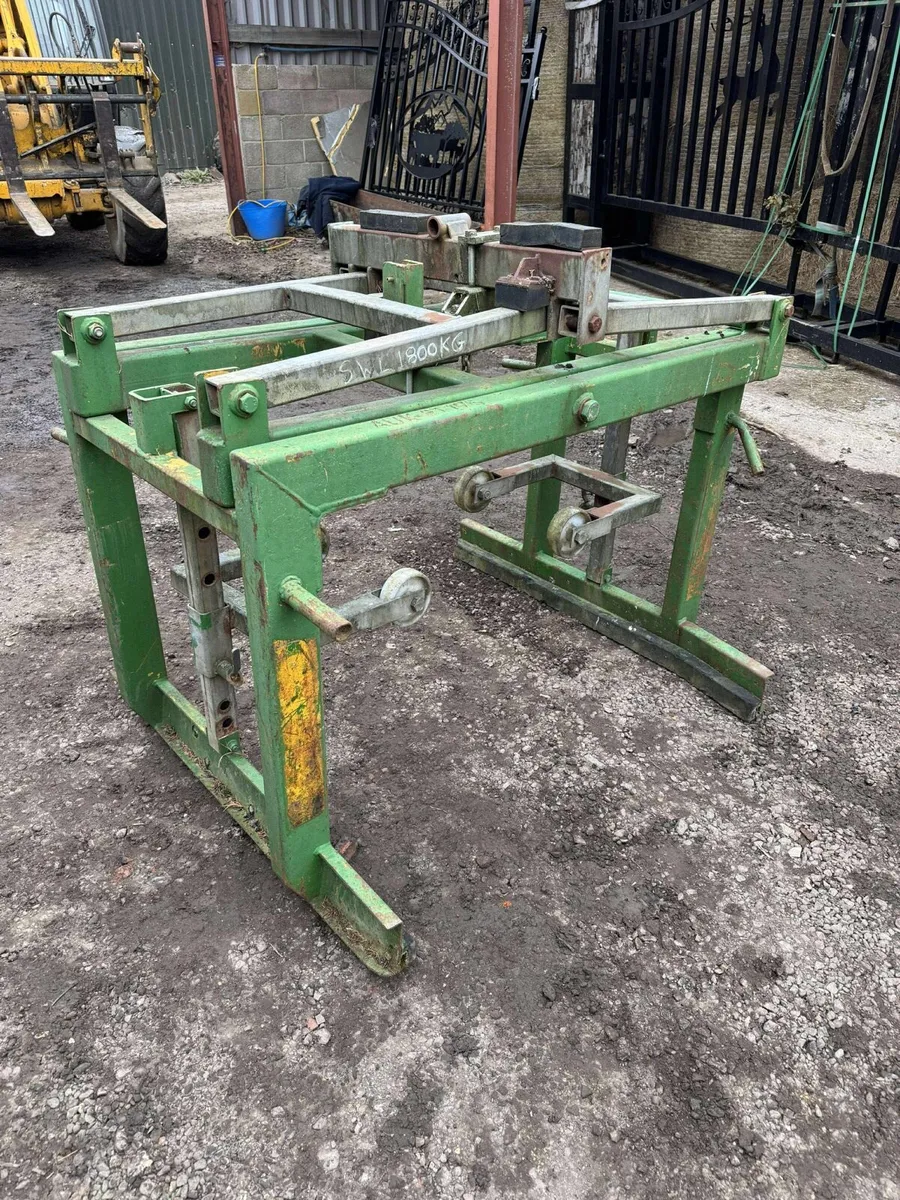 Dumper and plant - Image 4