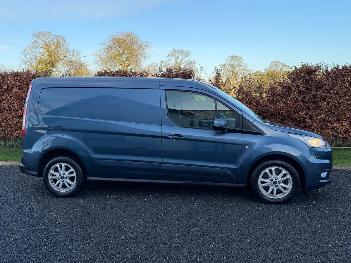 2018 Ford Transit Connect Limited LWB - Image 2