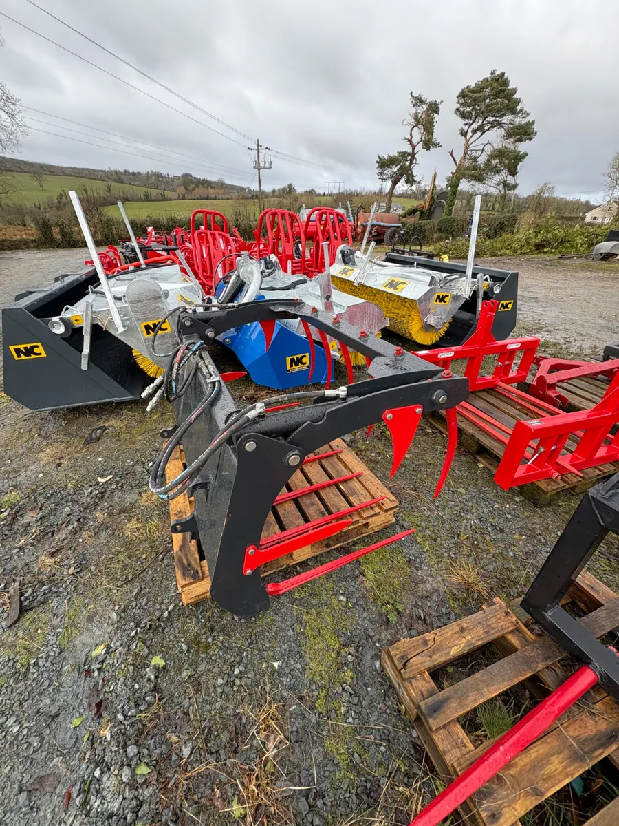 New Intertech Tine Grabs & Dung Forks - Image 1