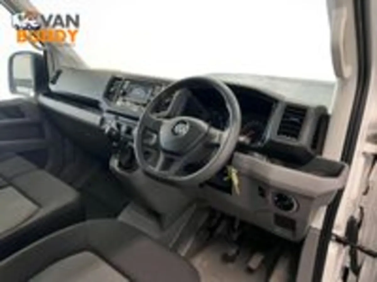 Volkswagen Crafter 2.0 TDI CR35 Startline FWD MWB - Image 2