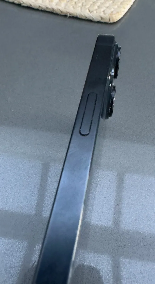 IPhone 14 Midnight 128GB USED - Image 3