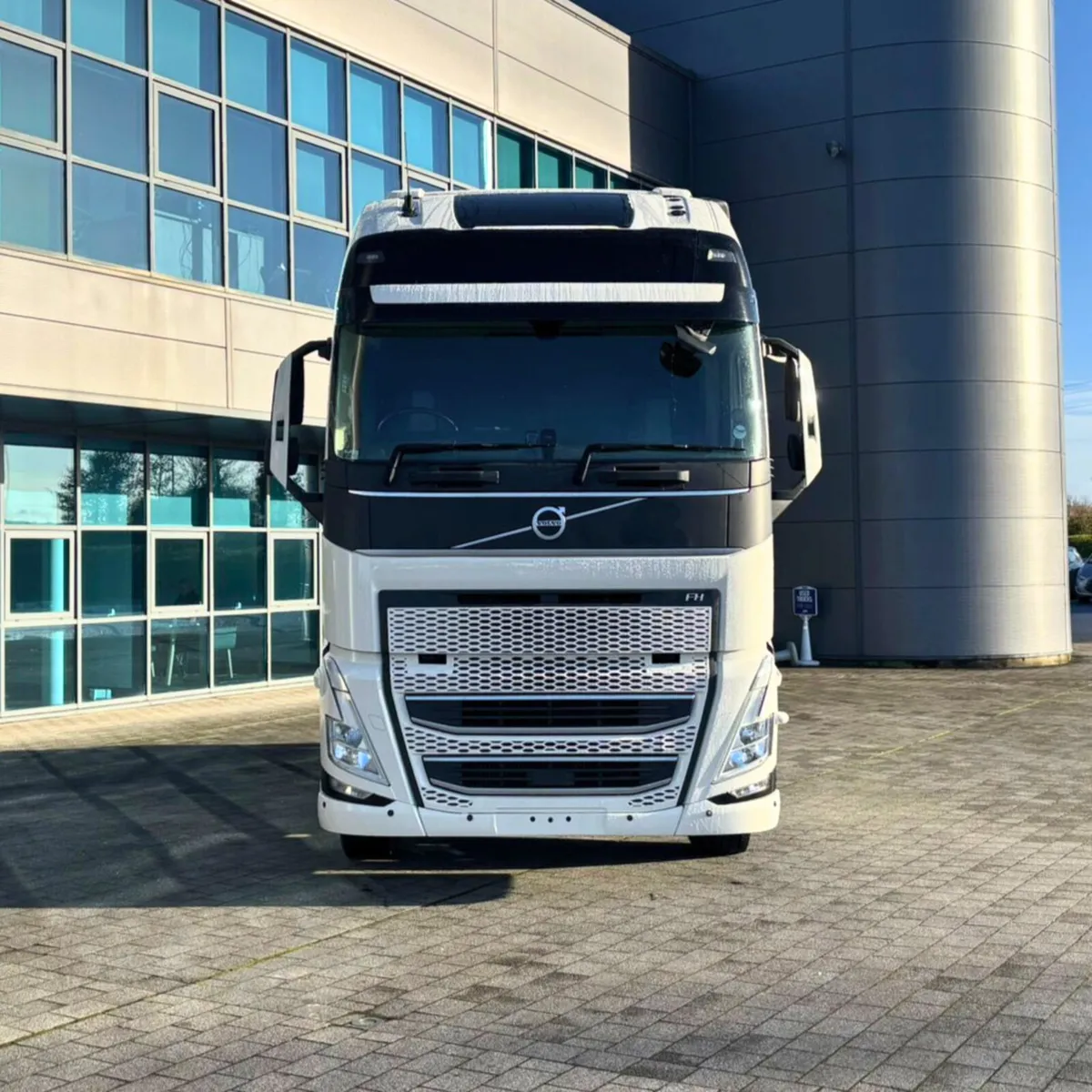 Volvo FH 460 - Image 2