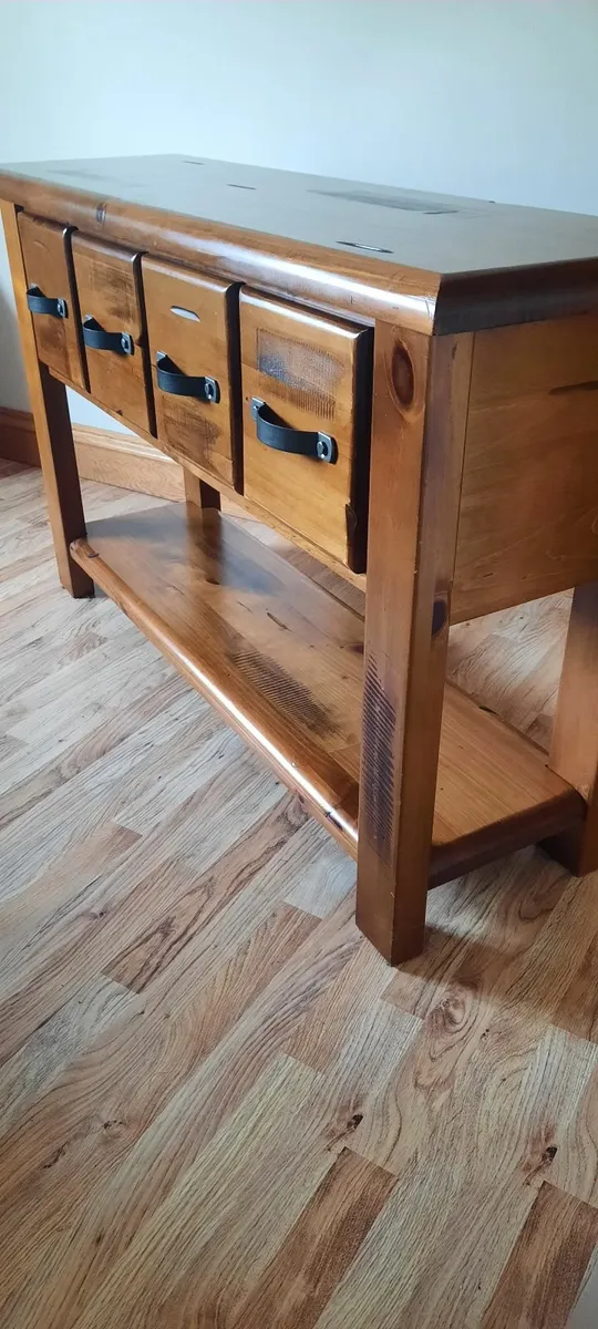 Table for Hall/Livingroom/Bedroom Console . - Image 2