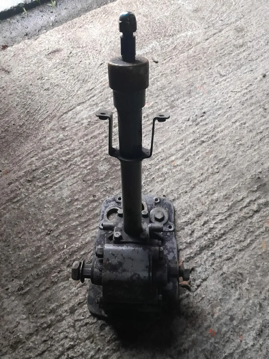 Steering Box - Image 2