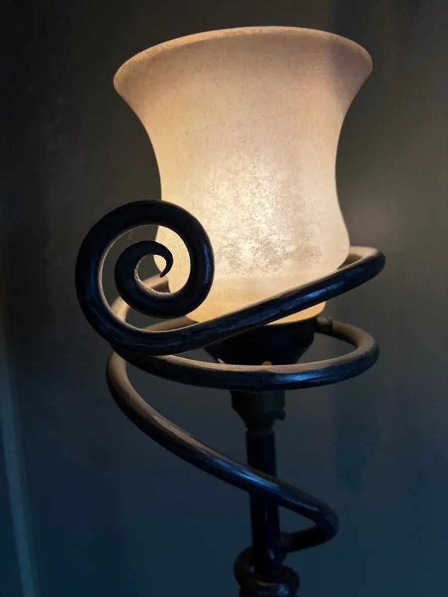 Floor Lamp - Image 4