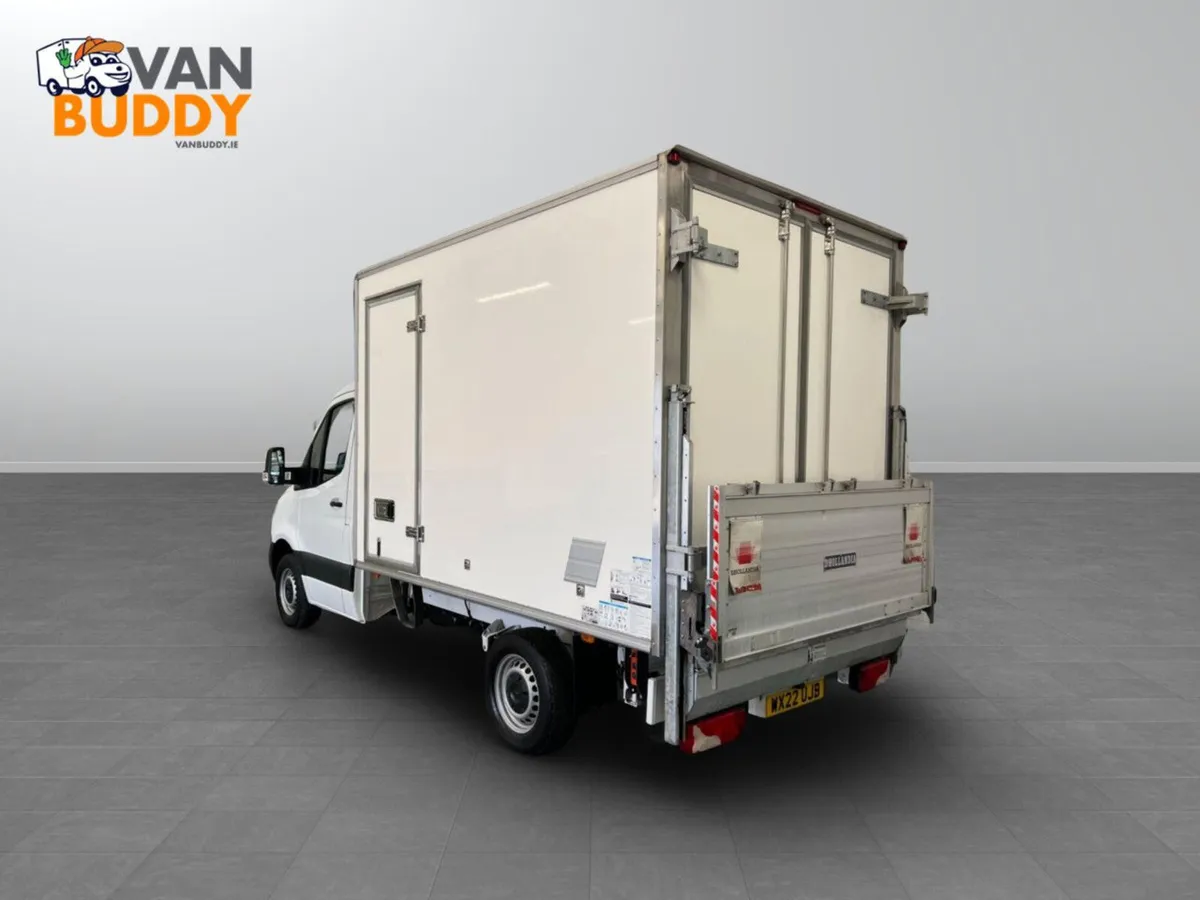Mercedes-Benz Sprinter 2.0 315 CDI Progressive RWD - Image 4