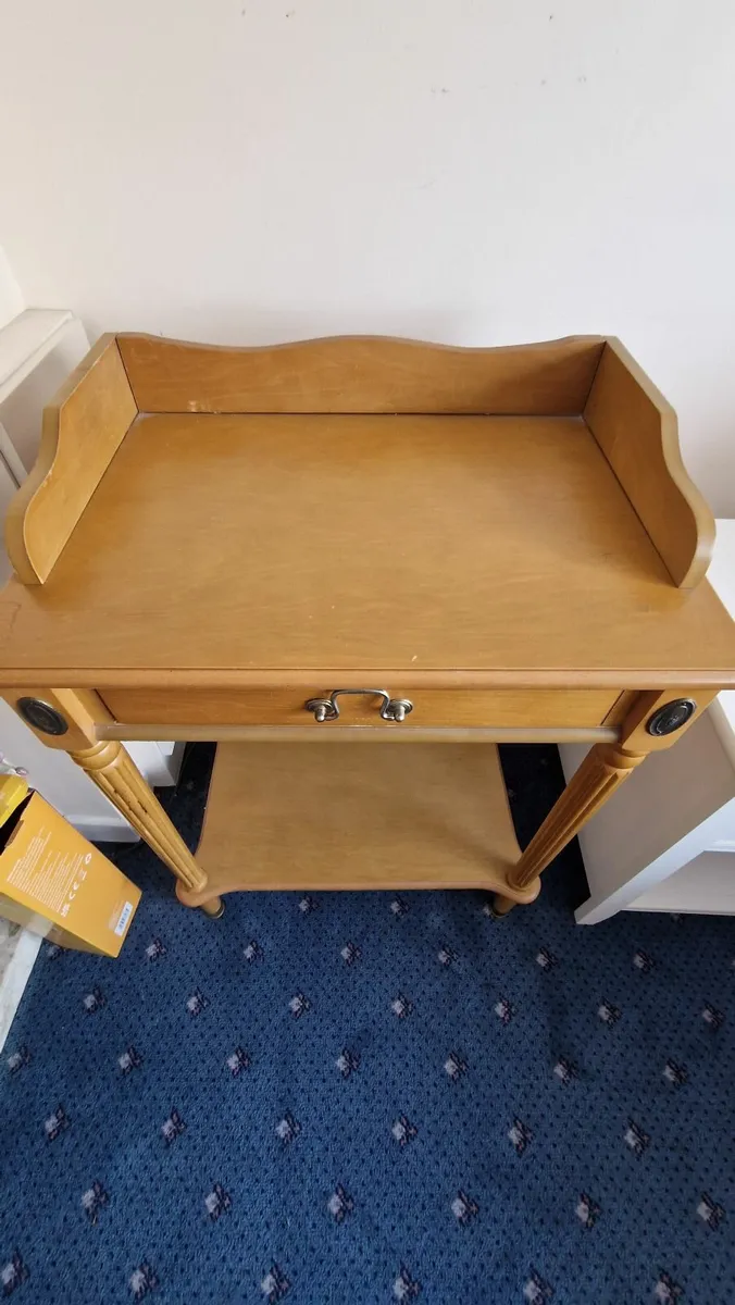 Oak Side table - Image 3