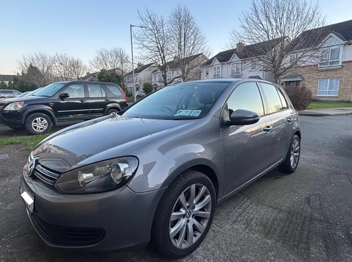 VW GOLF 1.6TDI AUTOMATIC - Image 1