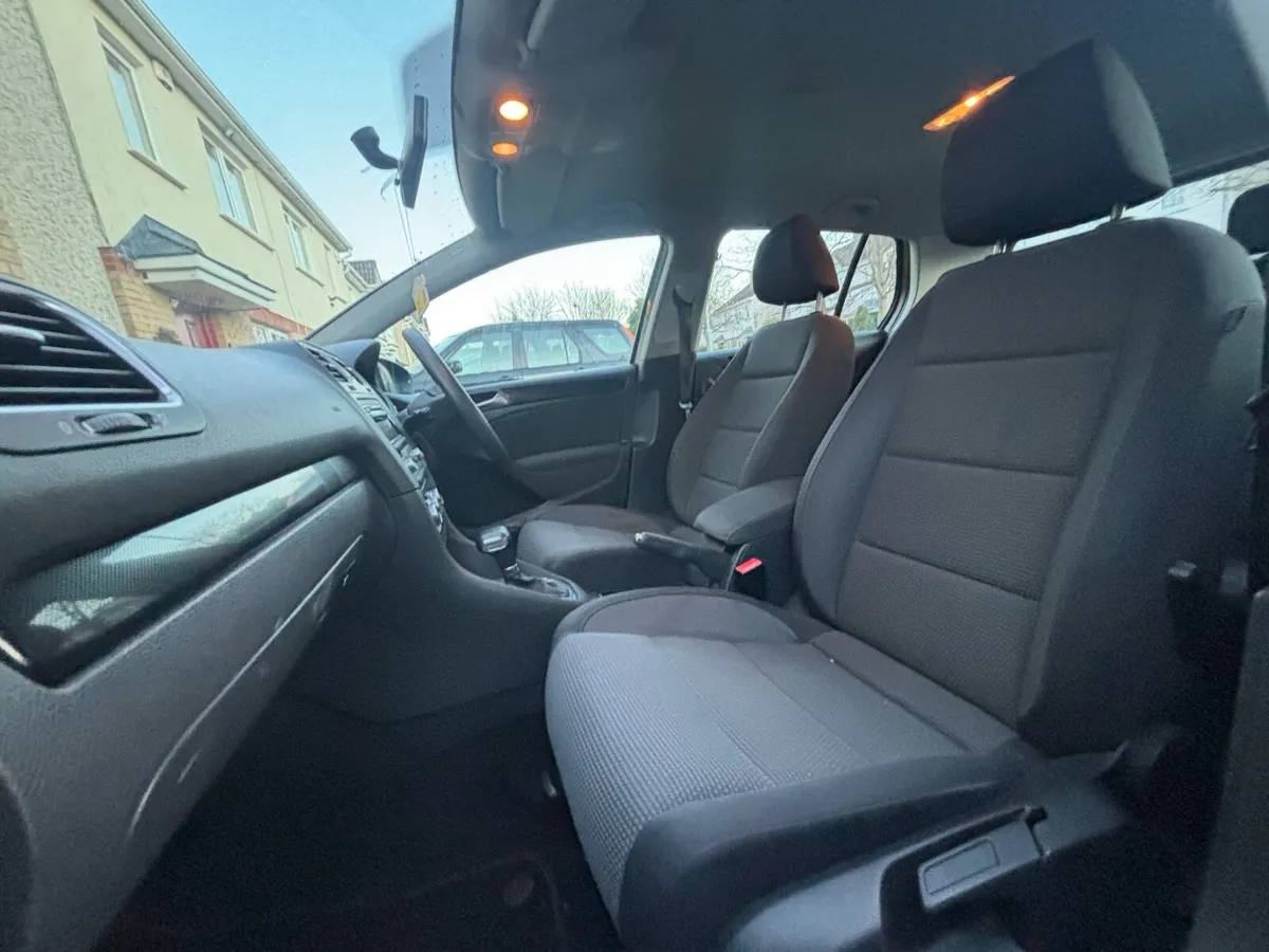 VW GOLF 1.6TDI AUTOMATIC - Image 4