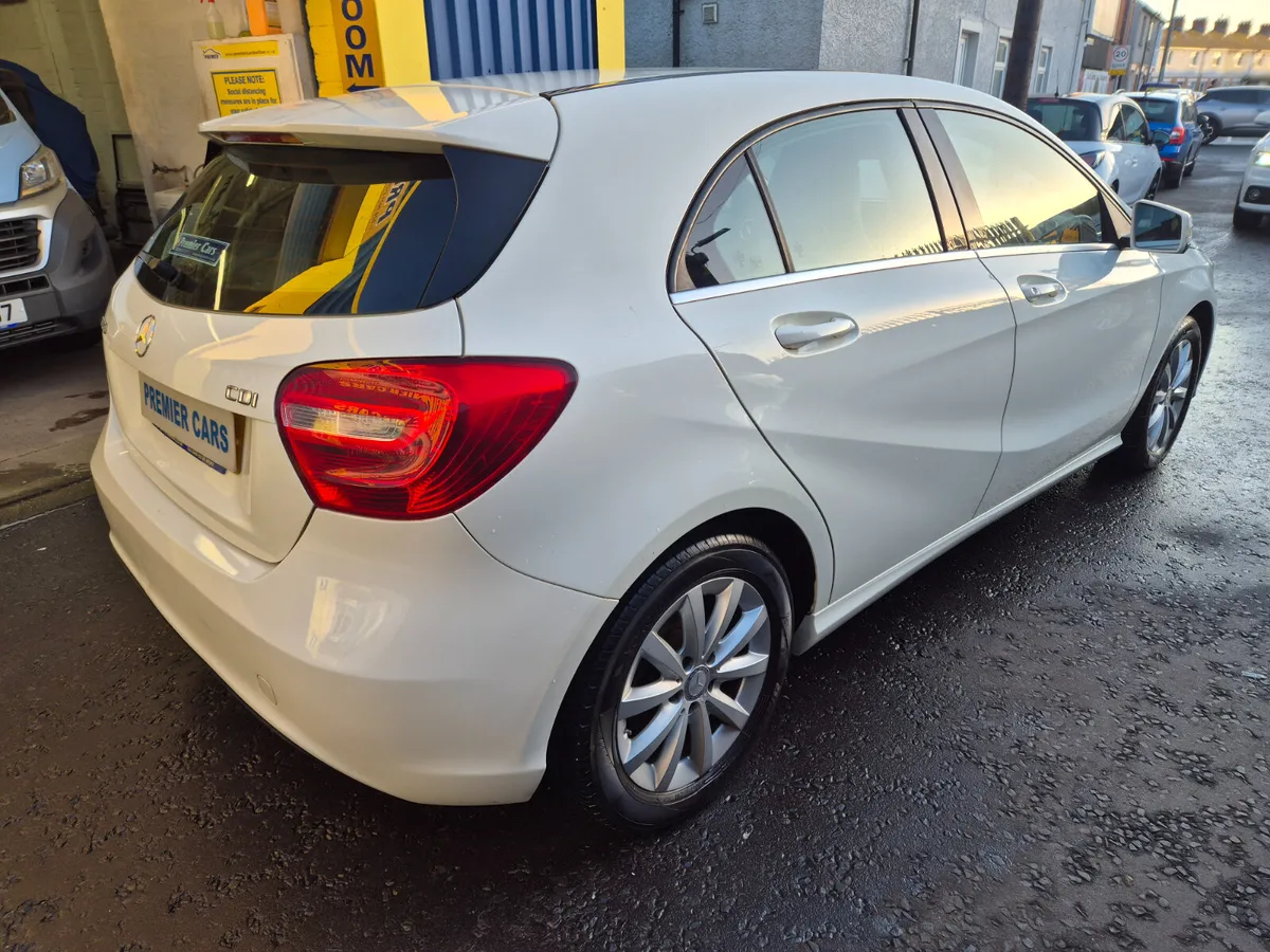 Mercedes-Benz A-Class 2014 - Image 2