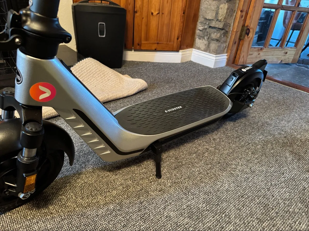Gruz E-Scooter - Image 3