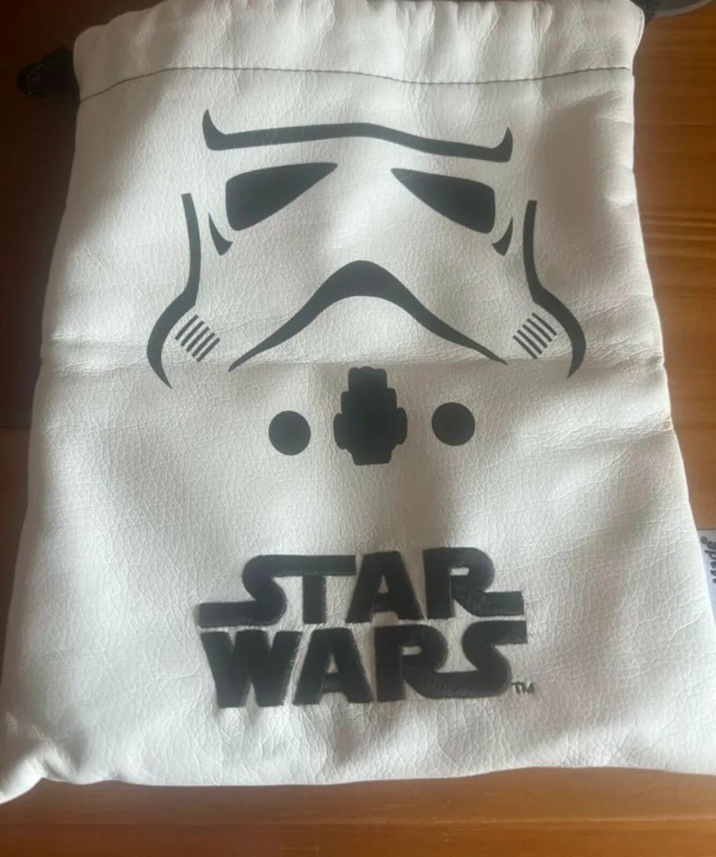 Taylormade x StarWars Valuables Bag - Image 1