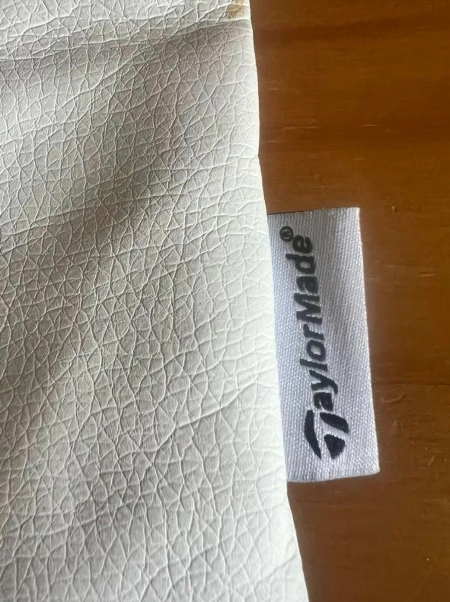 Taylormade x StarWars Valuables Bag - Image 2