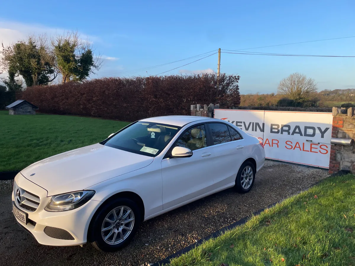 MERCEDES-BENZ C200 2.0 LITRE PETROL MANUAL 6 SPEED - Image 3