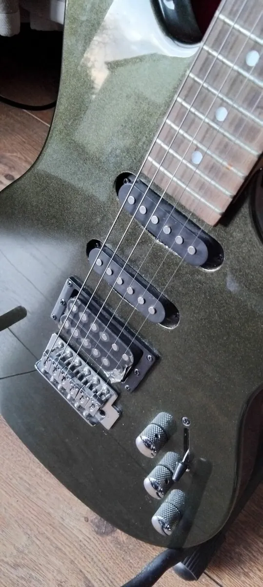 Electric Guitar - Image 3