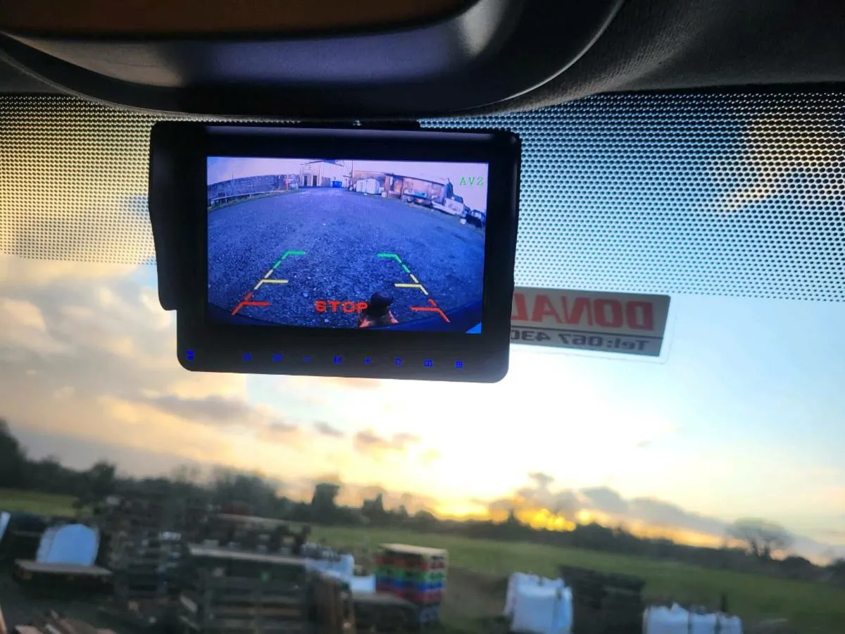 Nissan NV300 - Image 1