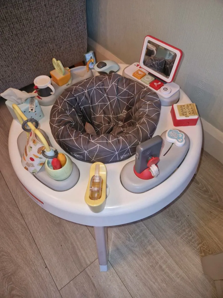 Fisher-Price 2-In-1 activity centre - Image 2