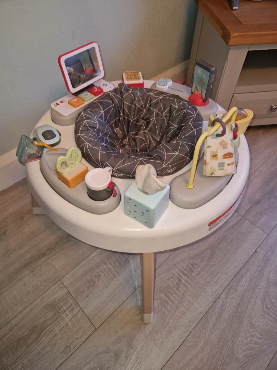Fisher-Price 2-In-1 activity centre - Image 3