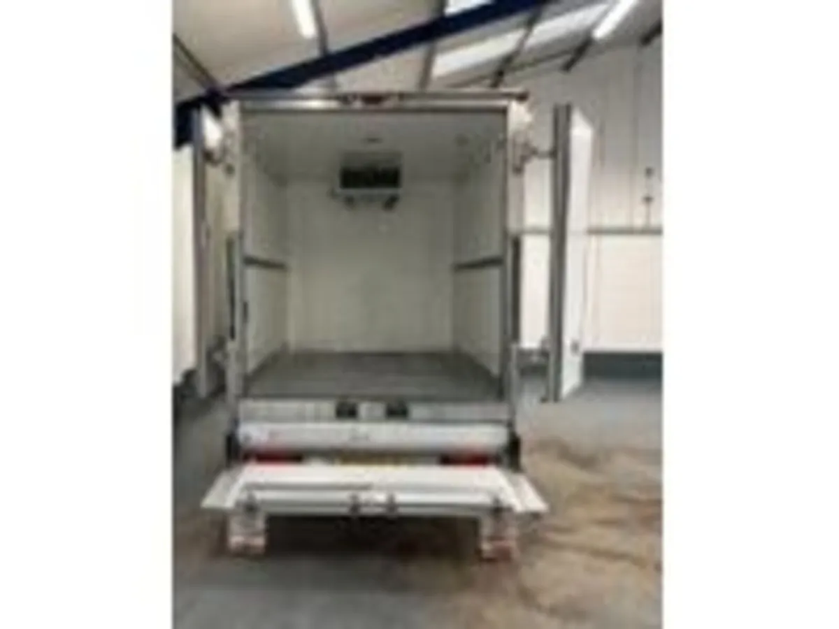 2018 Mercedes-Benz Sprinter Refrigerated Van - Image 3