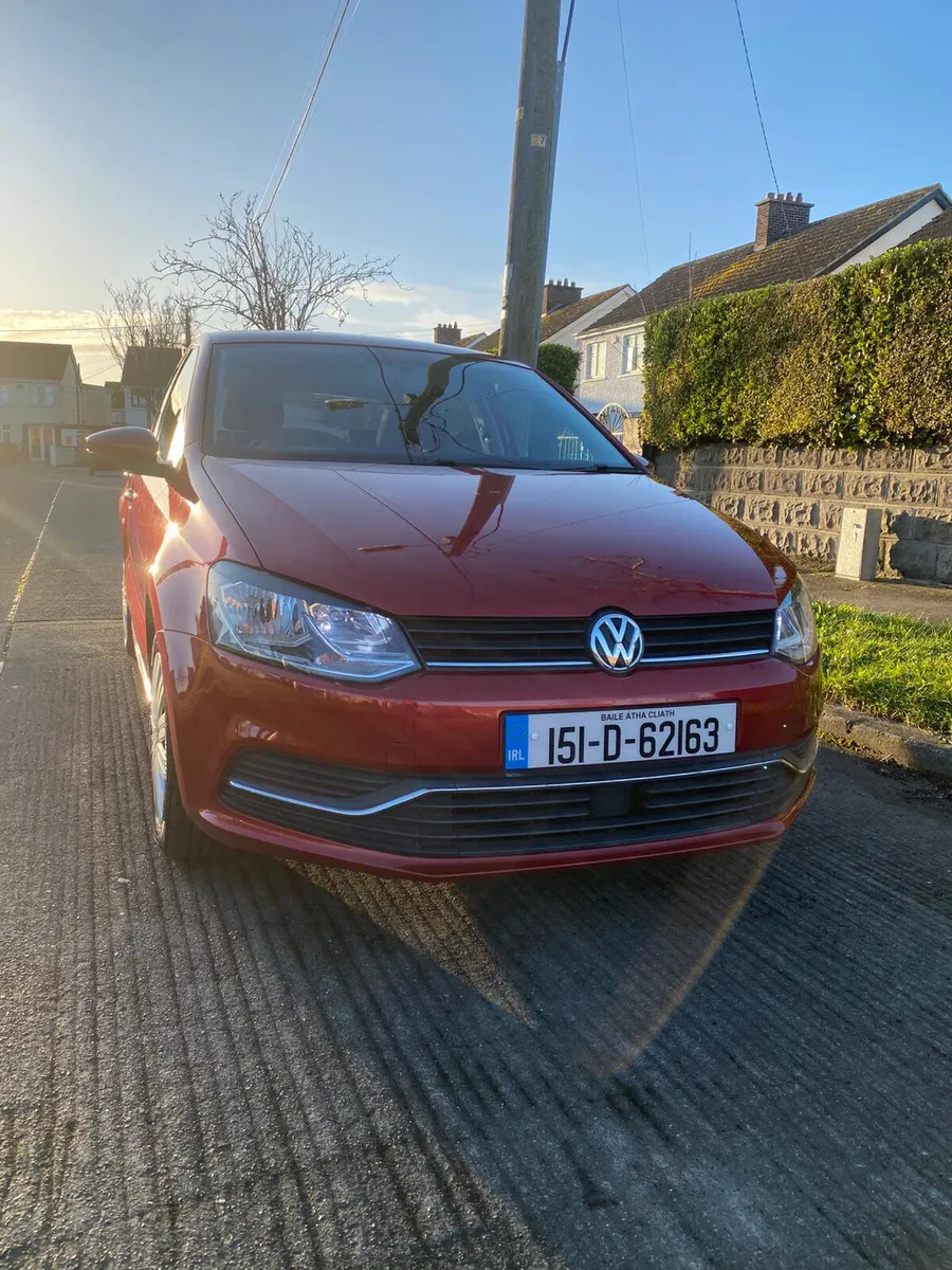 Volkswagen Polo 2015 automatic - Image 1