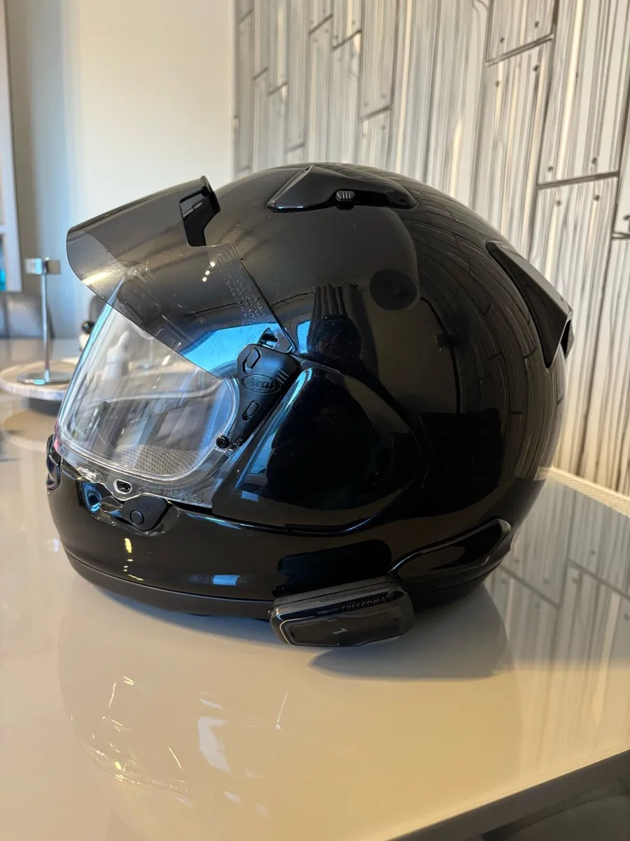 Arai qv pro helmet , large - Image 1