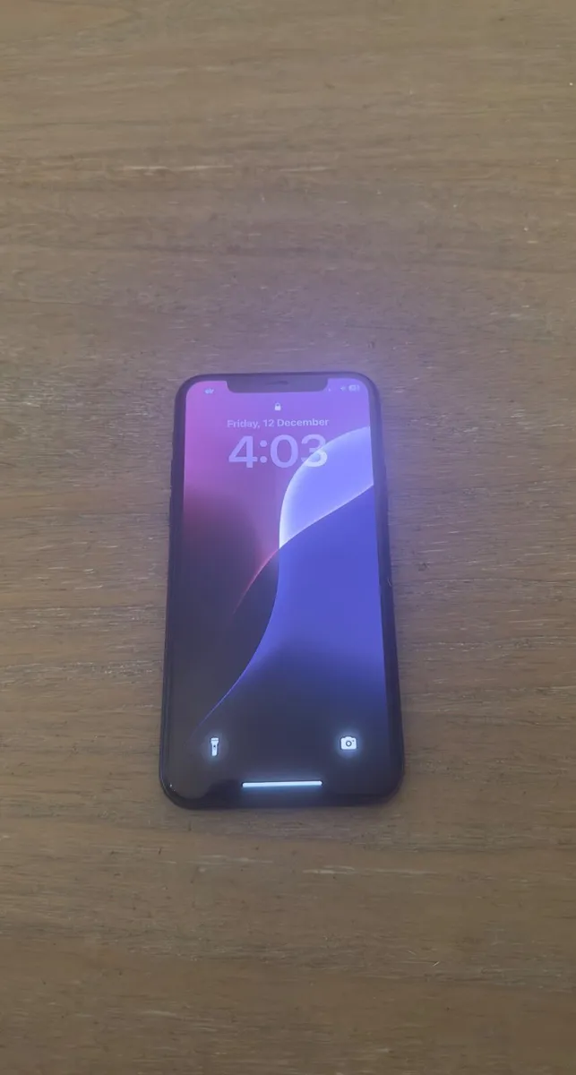 iPhone 11 Pro 64GB - Image 2