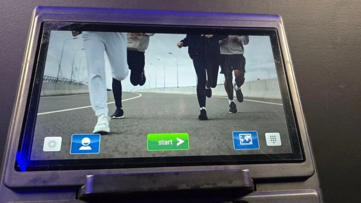 Commercial Stair Master 14" LED Screen - Image 4