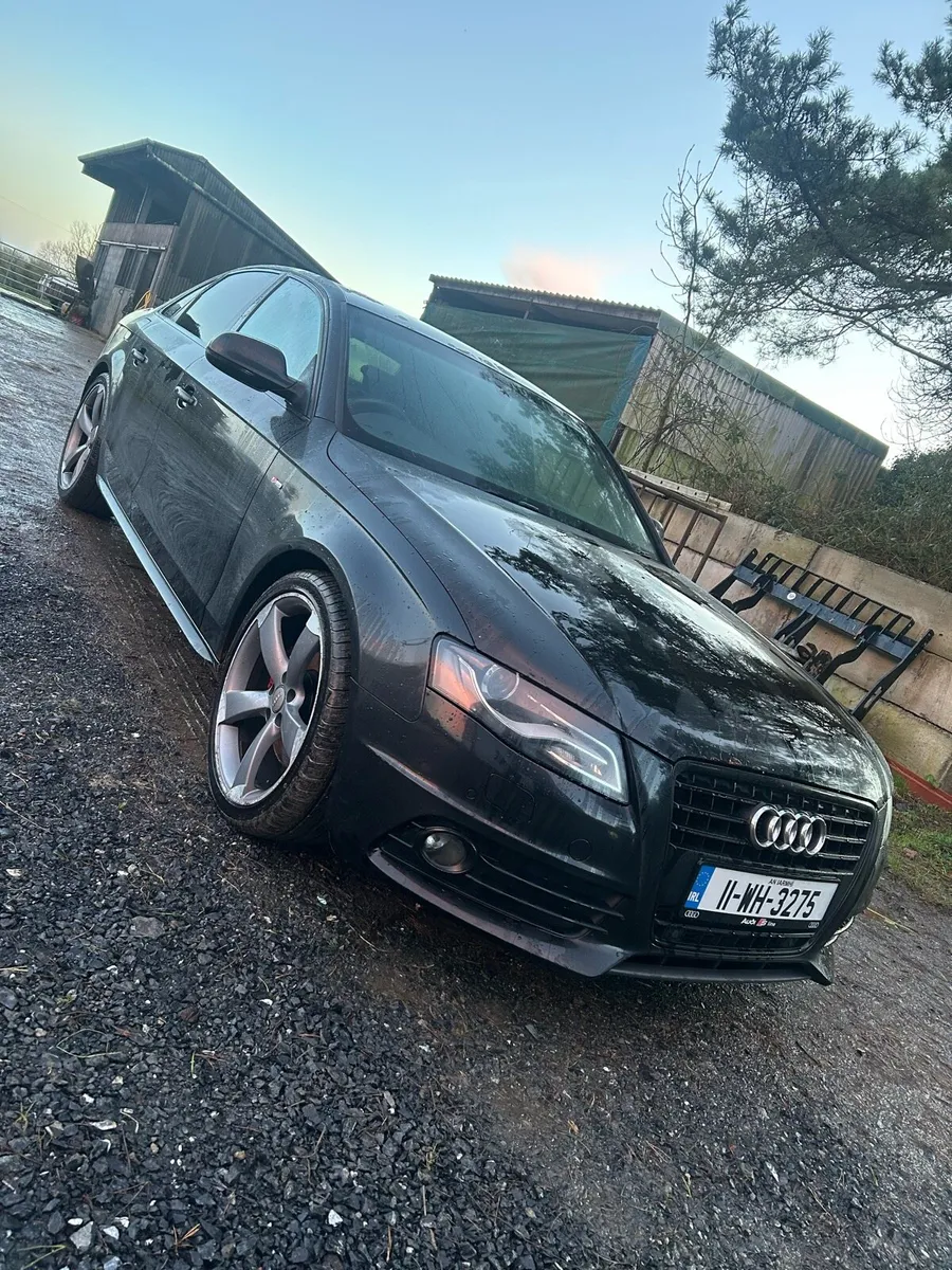 Audi a4 Black Edition - Image 2