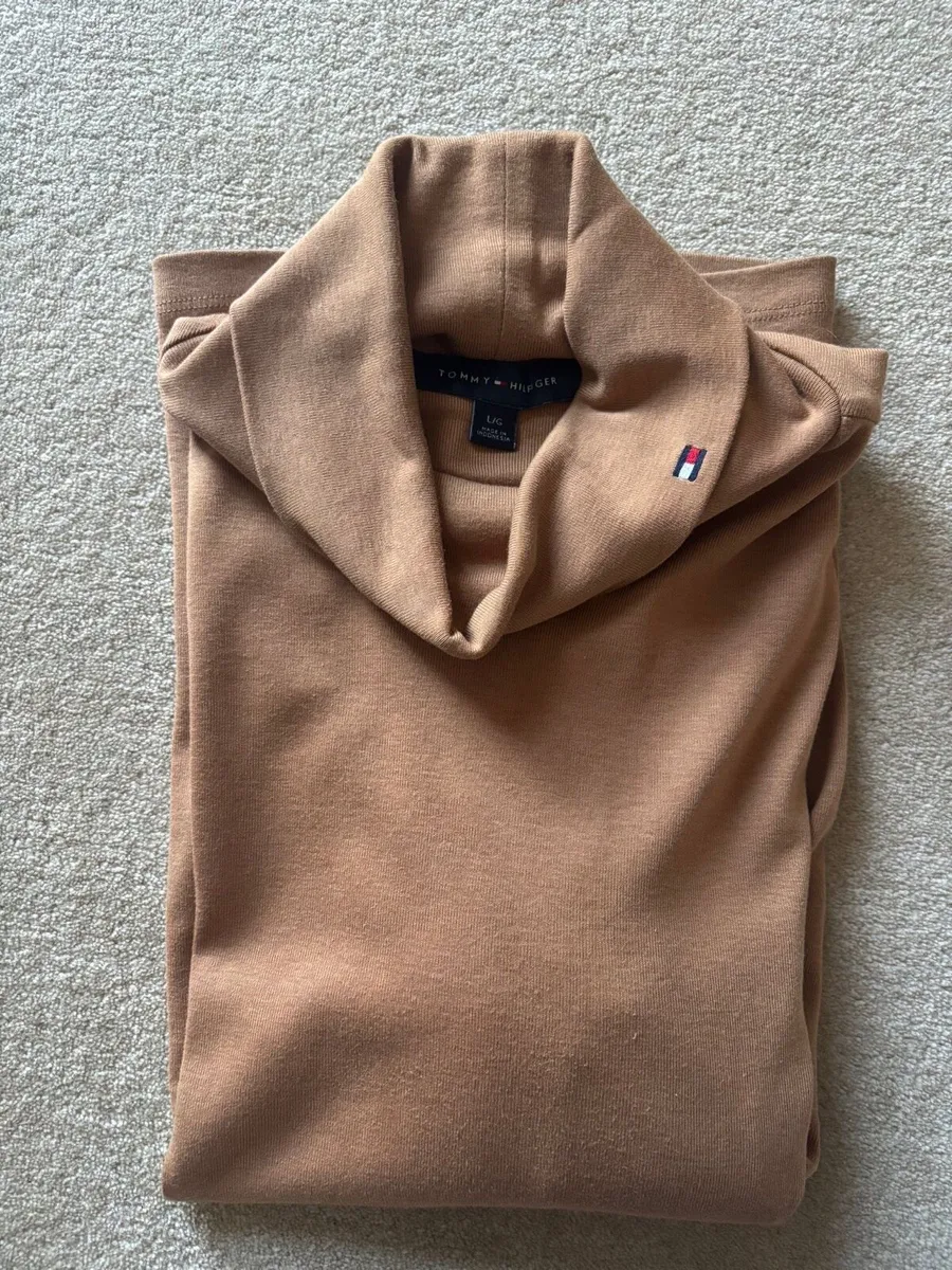 Tommy Hilfiger Tan Polo neck - Image 3