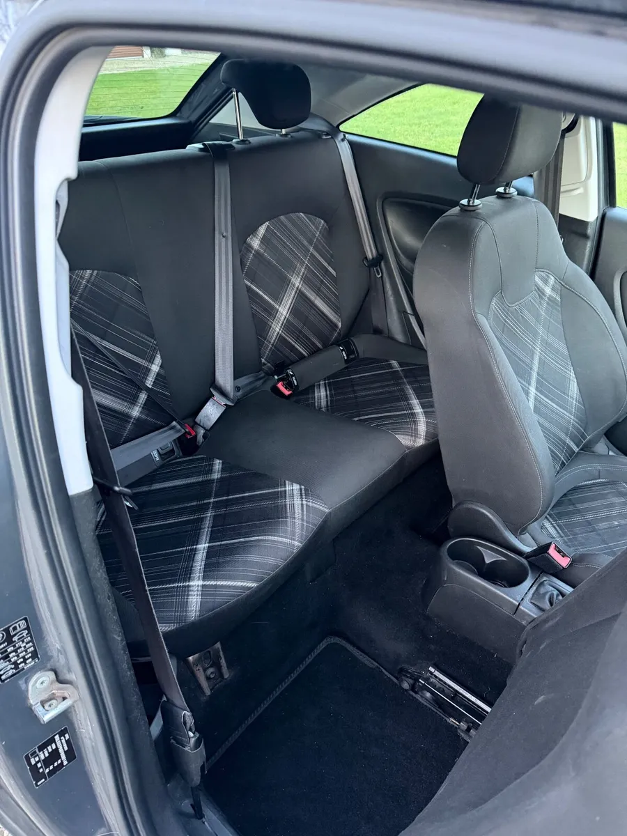 Vauxhall Corsa 2015 limited edition 1.2 litre - Image 3