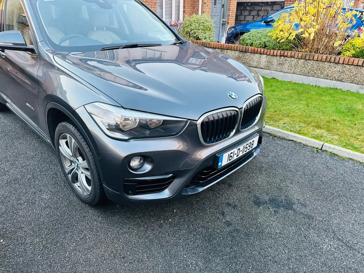 BMW X1 - Image 2