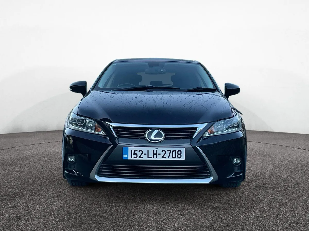 Lexus CT200h Petrol Hybrid Automatic Heated Seats - Image 2