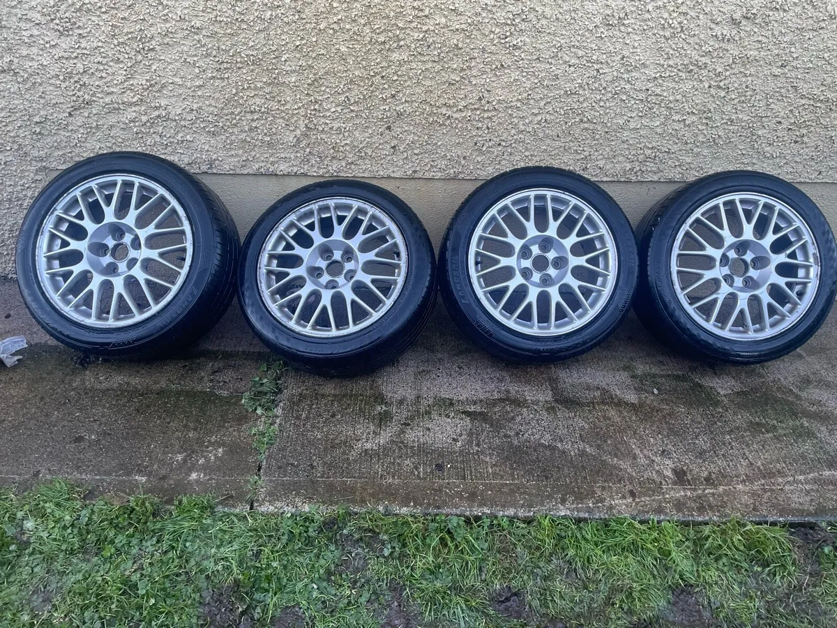 Mitsubishi Evo 7 alloys - Image 1