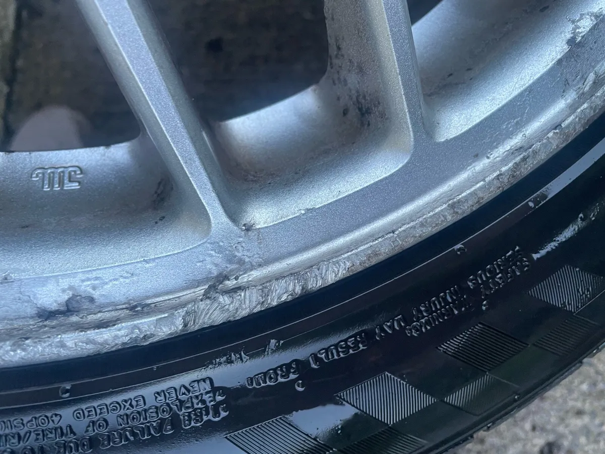 Mitsubishi Evo 7 alloys - Image 2