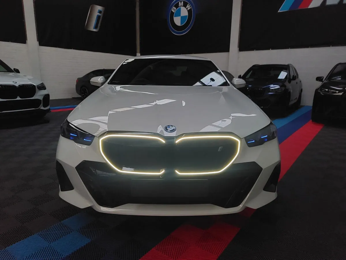 I5 M SPORT PRO ( HUGE SPEC ) - Image 2