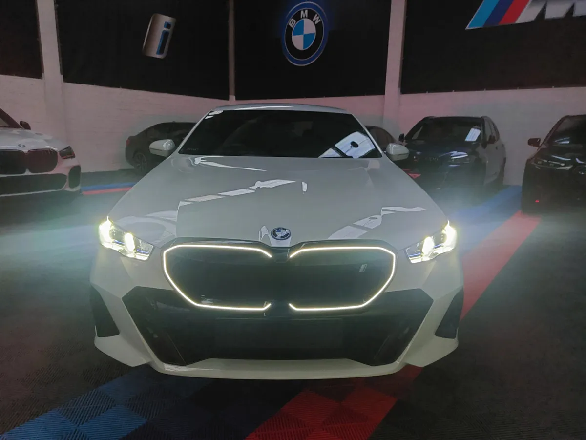 I5 M SPORT PRO ( HUGE SPEC ) - Image 3