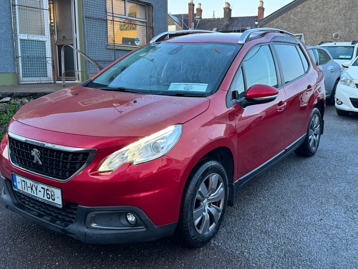 Peugeot 2008 lovely high driving position - Image 3