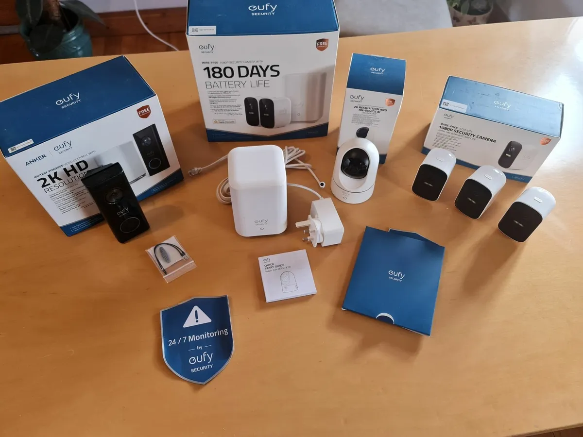 Eufy Smart doorbell + 3 x outdoor cameras 1 Indoor - Image 1
